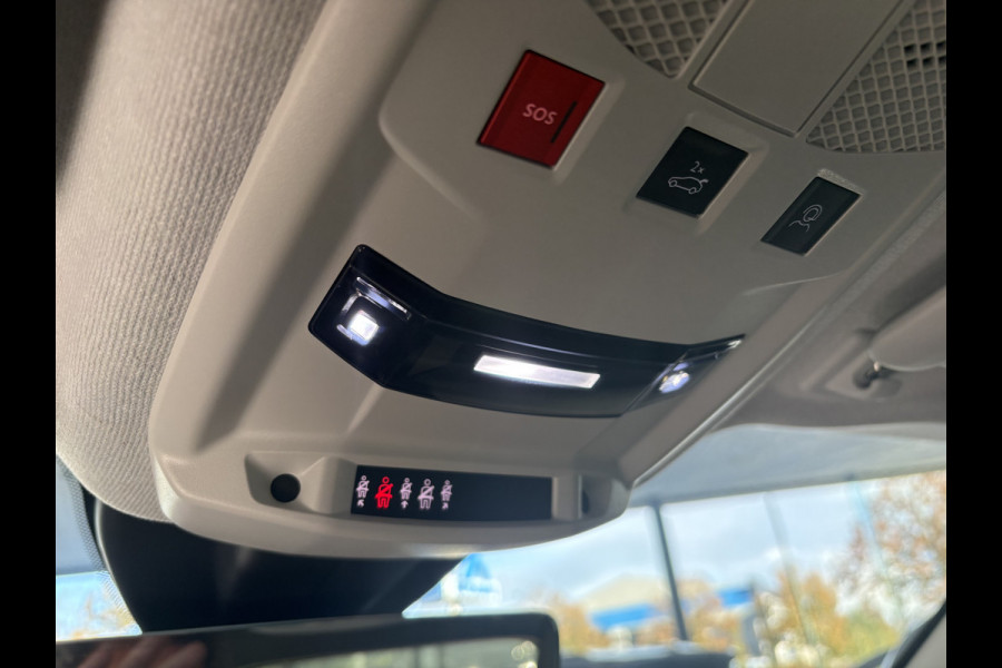 Fiat 600 1.2 Hybrid La Prima massagestoel leder navi automaat full options
