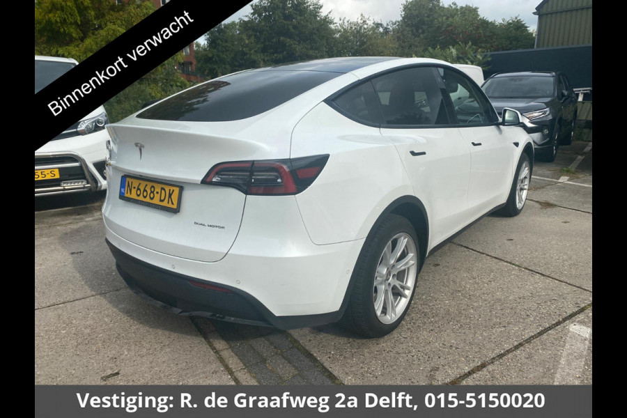 Tesla Model Y Long Range AWD 75 kWh | Navigatie | Panoramadak | 1e eigenaar | Lichtmetalen velgen |