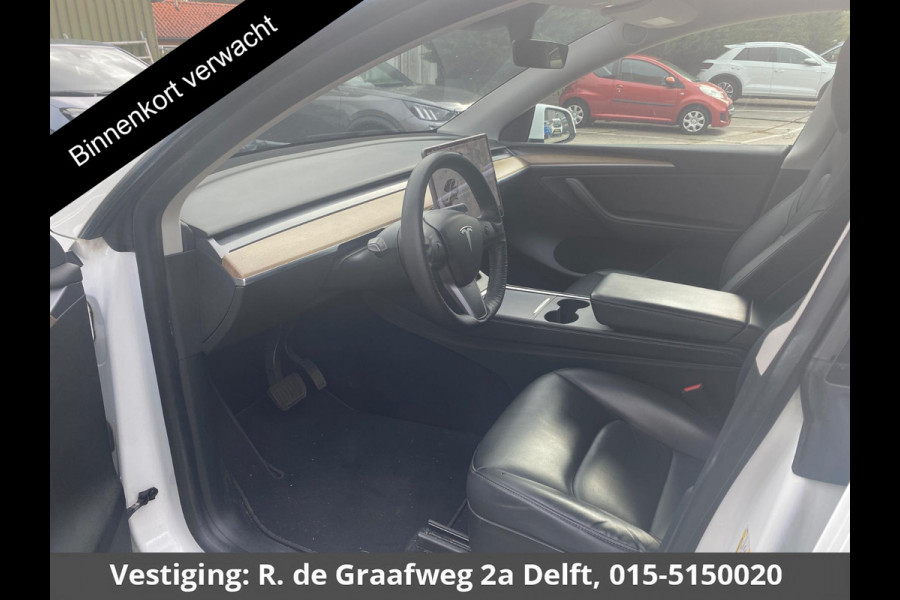 Tesla Model Y Long Range AWD 75 kWh | Navigatie | Panoramadak | 1e eigenaar | Lichtmetalen velgen |