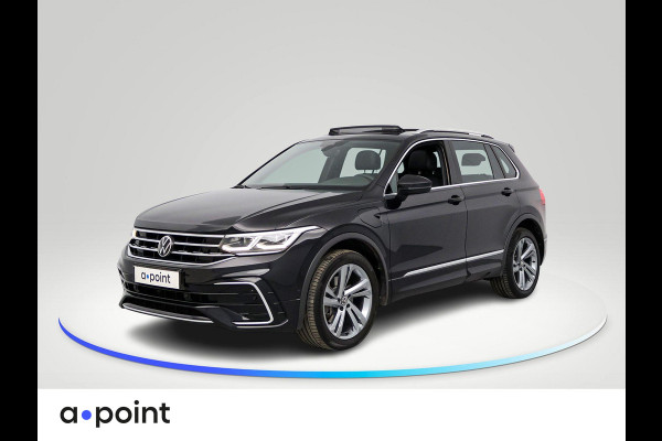Volkswagen Tiguan 1.4 TSI eHybrid R-Line Business+ 245 pk Automaat (DSG) | Navigatie | Panoramadak | Trekhaak (wegklapbaar) | Achteruitrijcamera | Adaptieve cruise control | Stoelverwarming v/a | Apple carplay / Android auto | Verwarmd stuur | R line |