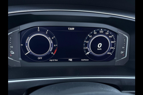 Volkswagen Tiguan 1.4 TSI eHybrid R-Line Business+ 245 pk Automaat (DSG) | Navigatie | Panoramadak | Trekhaak (wegklapbaar) | Achteruitrijcamera | Adaptieve cruise control | Stoelverwarming v/a | Apple carplay / Android auto | Verwarmd stuur | R line |