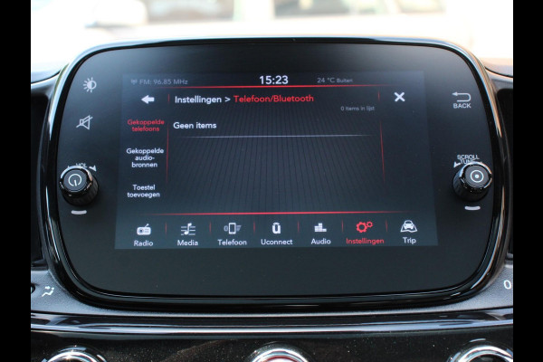 Fiat 500 1.0 Hybrid Dolcevita Panoramadak Navigatie Apple Carplay Android Auto Cruise control Climate Control Lichtmetalen Velgen