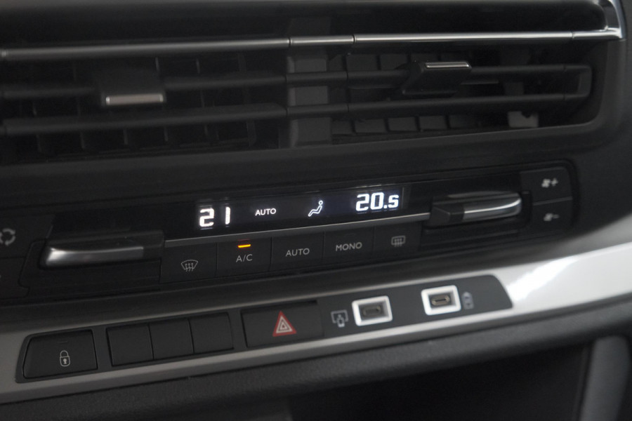 Peugeot Expert 2.0 BlueHDi 180 S&S L3 DC | 5 Zitplaatsen | Trekhaak | Luxury Pakket | Comfort + Pakket