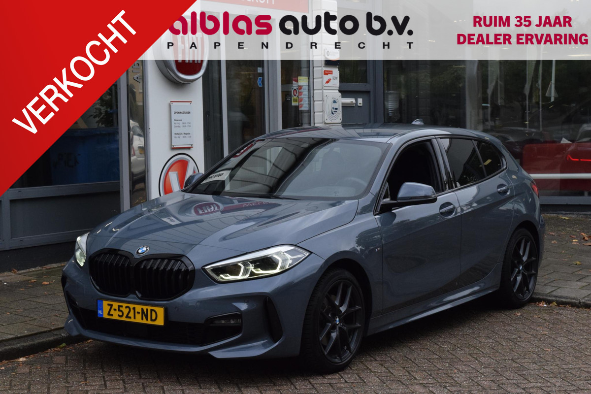 BMW 1-serie 118i|M-Sport|M-stoelen|Elek.klep|18"|Sfeer|Carplay
