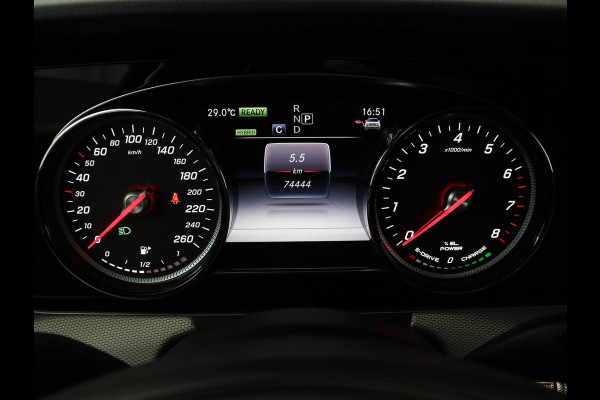Mercedes-Benz E-Klasse 350 e Premium | Half leder | Stoel verwarming | Cruise control | Sfeerverlichting | Carplay | Navigatie | Camera | Park assist | Climate control