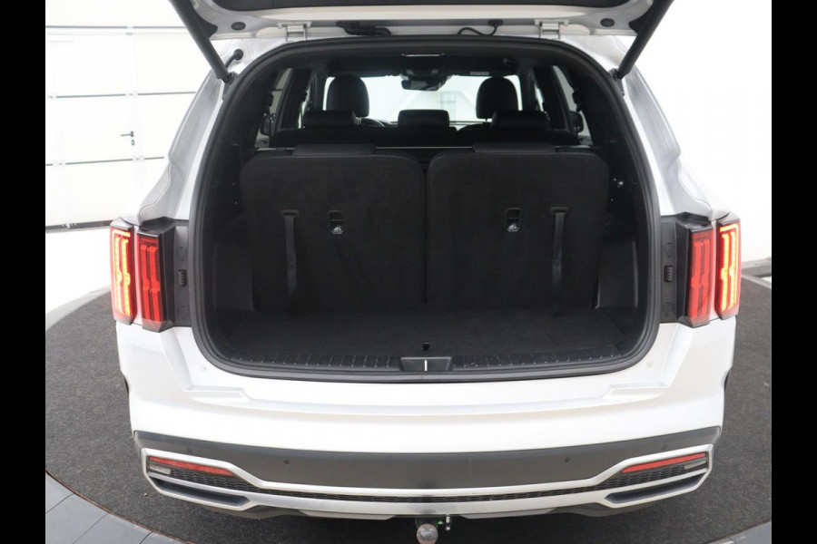 Kia Sorento 1.6 T-GDI Hybrid 2WD ExecutiveLine 7p. | Leder | Stoelverwarming | Stoel ventilatie Adaptive cruise | Carplay | 360 camera | Park assist | Climate control | Achterbank verwarming | Trekhaak