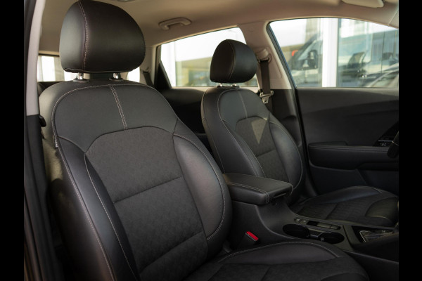 Kia Niro 1.6 GDi Hybrid DynamicLine |Trekhaak | Navigatie | Achteruitrijcamera |