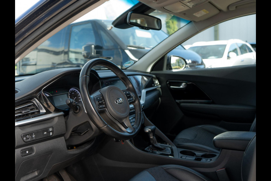 Kia Niro 1.6 GDi Hybrid DynamicLine |Trekhaak | Navigatie | Achteruitrijcamera |