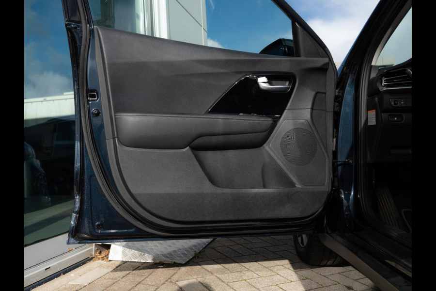 Kia Niro 1.6 GDi Hybrid DynamicLine |Trekhaak | Navigatie | Achteruitrijcamera |