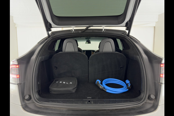 Tesla Model X 100D Long Range 6 pers. (INCL. BTW) *AUT | PANO | LEATHER | NAVI-FULLMAP | FULL-LED | AIRSUSPENSION | DIGI-COCKPIT | FASTLOADER | KEYLESS | DAB+ | HEATED-SPORTSEATS | PRIVACY-GLASS | AUTOPILOT |  20"ALU*