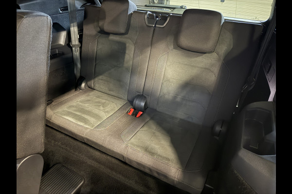 Volkswagen Tiguan Allspace 1.5 TSI Highline Business R-Line 7p. | Pano | Park Pilot | rekhaak
