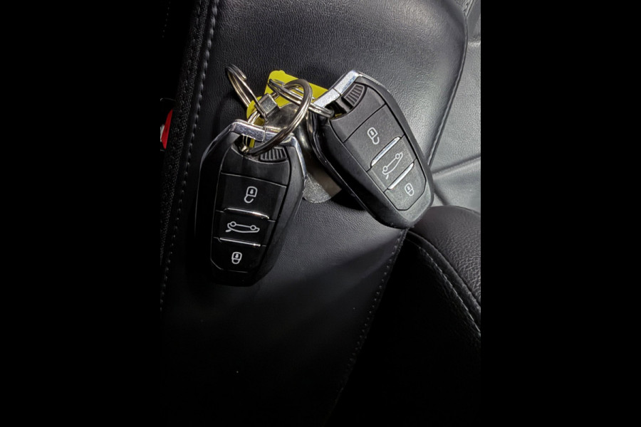 DS DS 3 Crossback E-Tense Grand Chic 50 kWh LEDER/NAVI/CAM/DAB/CARPLAY/LED/CRUISE///