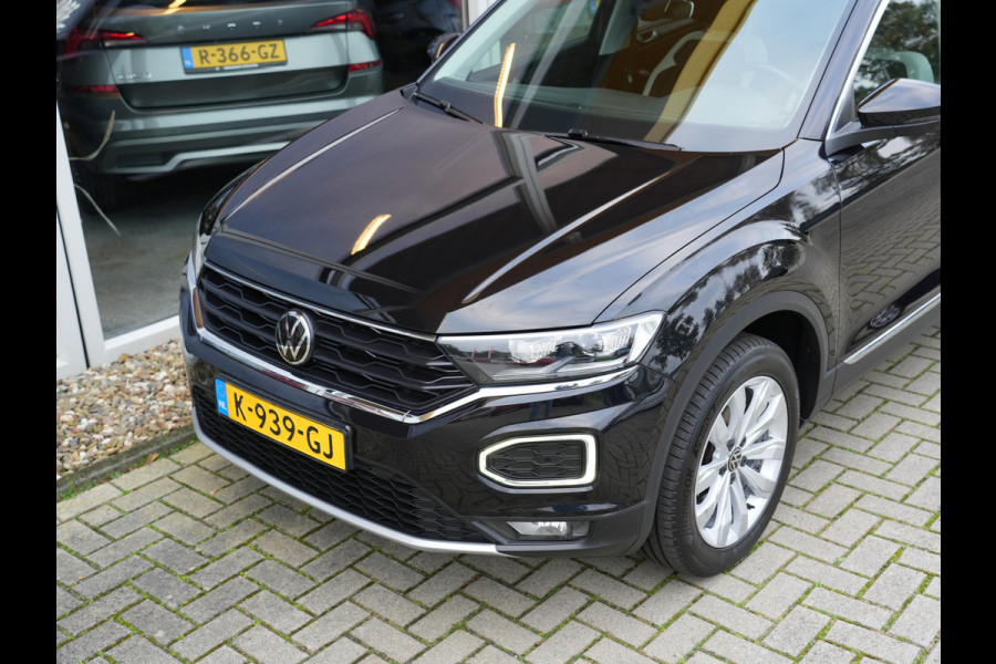 Volkswagen T-Roc 1.5 TSI Sport | Cruise control adaptief | Voorstoelen Verwarmd | Achteruitrijcamera |