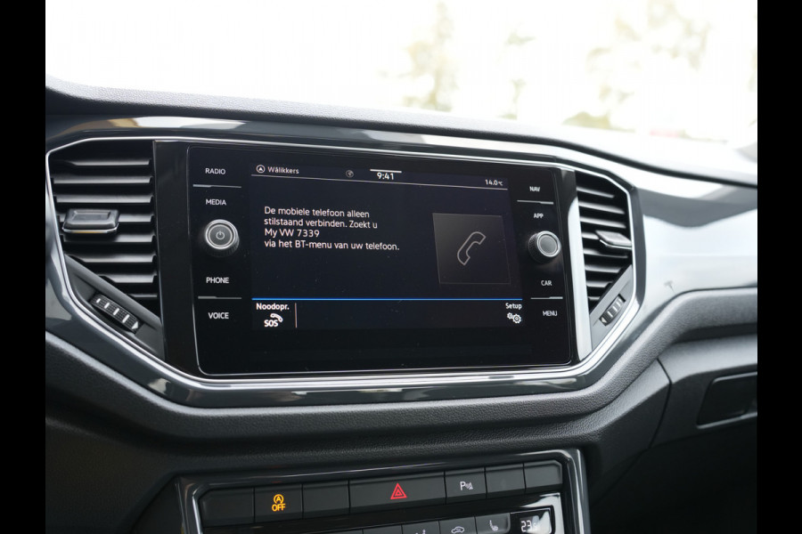 Volkswagen T-Roc 1.5 TSI Sport | Cruise control adaptief | Voorstoelen Verwarmd | Achteruitrijcamera |