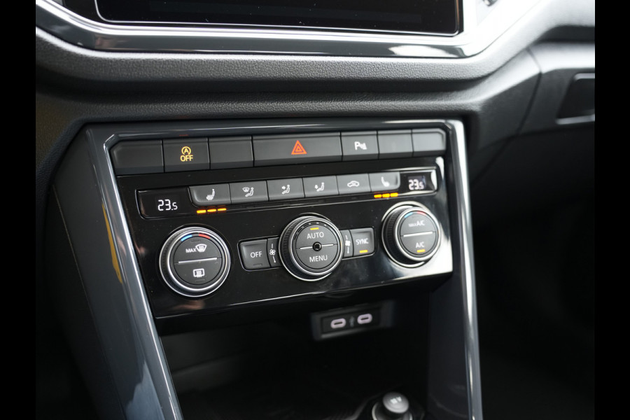 Volkswagen T-Roc 1.5 TSI Sport | Cruise control adaptief | Voorstoelen Verwarmd | Achteruitrijcamera |