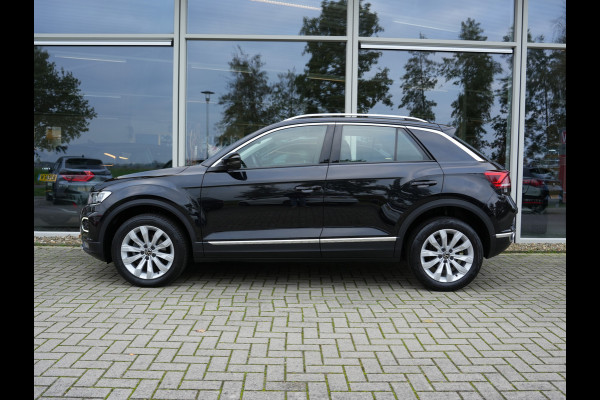 Volkswagen T-Roc 1.5 TSI Sport | Cruise control adaptief | Voorstoelen Verwarmd | Achteruitrijcamera |