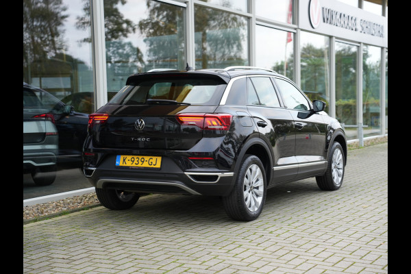 Volkswagen T-Roc 1.5 TSI Sport | Cruise control adaptief | Voorstoelen Verwarmd | Achteruitrijcamera |