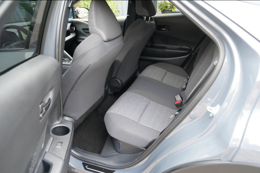 Toyota C-HR 1.8 Hybrid 140 Dynamic | Prijs rijklaar incl. 12 mnd garantie | Stoel/Stuur verwarming Camera Carplay Pdc DAB