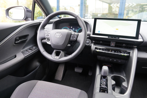 Toyota C-HR 1.8 Hybrid 140 Dynamic | Prijs rijklaar incl. 12 mnd garantie | Stoel/Stuur verwarming Camera Carplay Pdc DAB