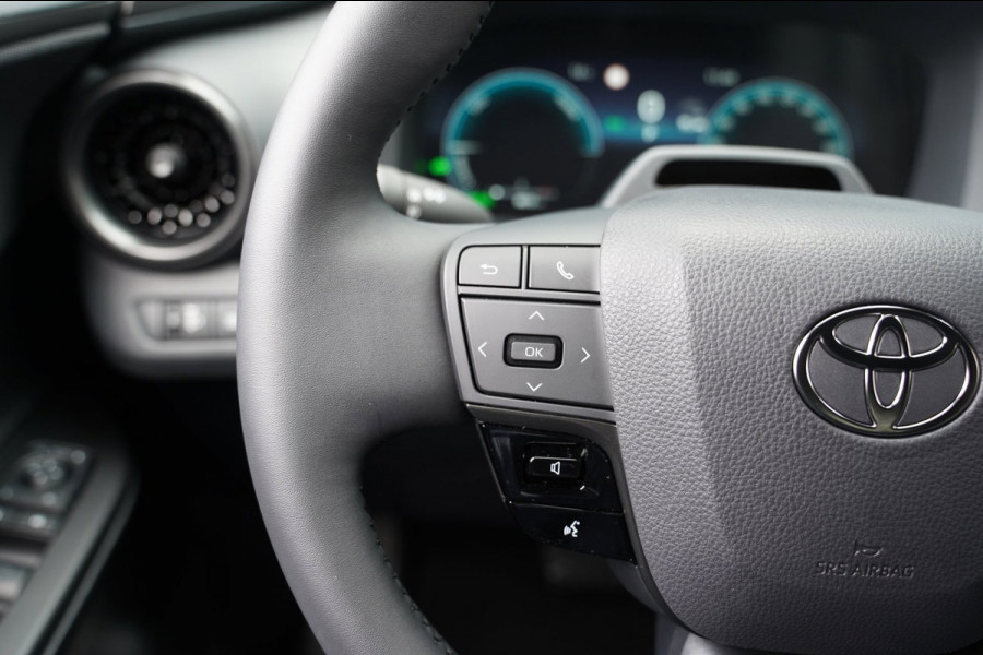 Toyota C-HR 1.8 Hybrid 140 Dynamic | Prijs rijklaar incl. 12 mnd garantie | Stoel/Stuur verwarming Camera Carplay Pdc DAB