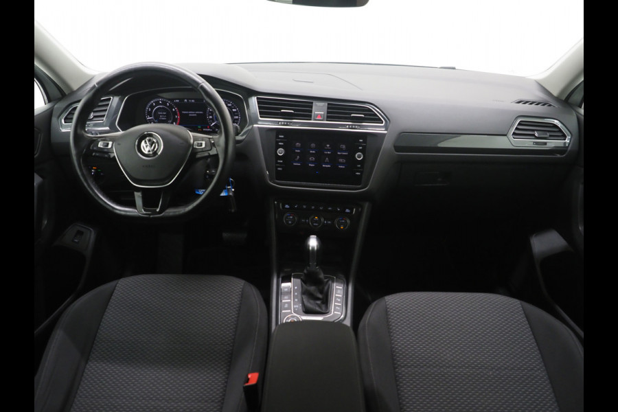 Volkswagen Tiguan Allspace 2.0 TSI 4Motion DSG | Trekhaak | Camera | Adaptive Cruise | Virtual | Stoelverwarming | Carplay