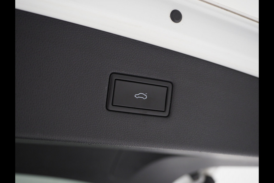 Volkswagen Tiguan Allspace 2.0 TSI 4Motion DSG | Trekhaak | Camera | Adaptive Cruise | Virtual | Stoelverwarming | Carplay