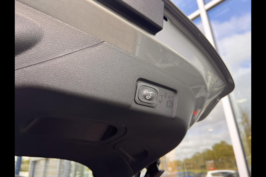 Ford Puma 1.0 EcoBoost Hybrid ST-Line X Vignale | Winterpack | LED koplampen | Trekhaak | 19 inch Lichtmetalen velgen | Adaptive Cruise Control |