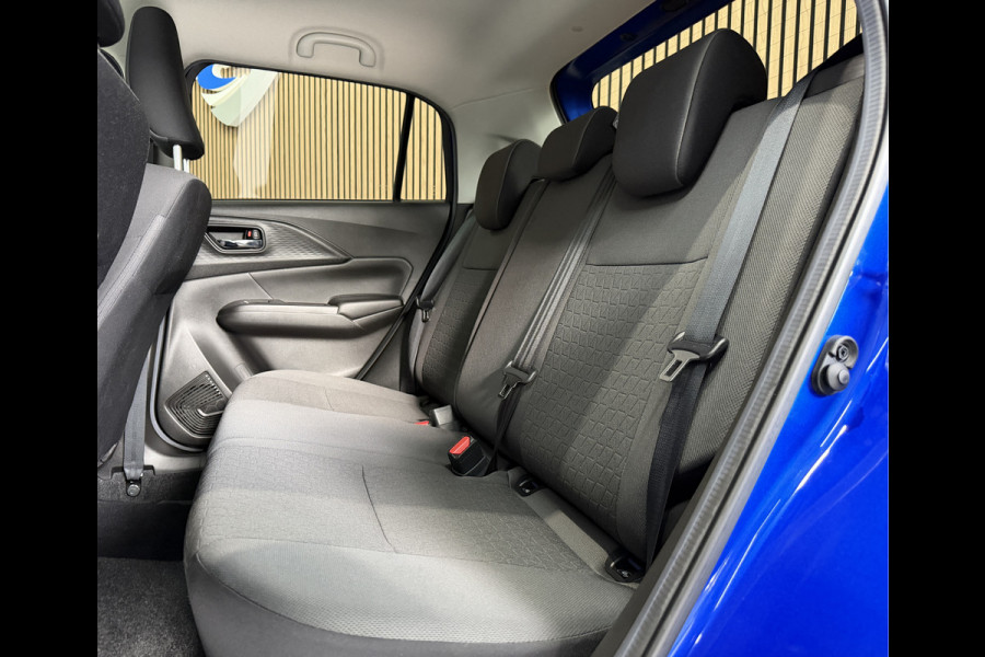 Suzuki Swift 1.2 Style Smart Hybrid | Navi | ACC | Dodehoek | Carplay | Camera | Stoelverwarming | Led |