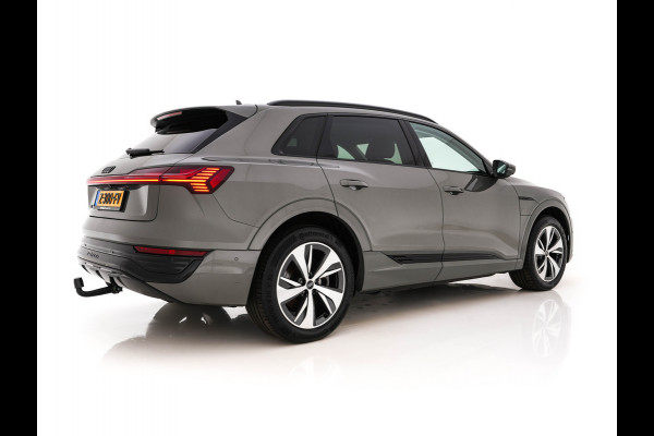 Audi Q8 e-tron 50 quattro Advanced Edition 95 kWh [3-Fase-22kW] {SoH-99%} (INCL-BTW)  Aut. *LEATHER | FULL-LED | MEMORY-PACK | ADAPTIVE-CRUISE | CAMERA | PRIVACY-GLASS | DIGI-COCKPIT | SHIFTPADDLES | DAB | AMBIENTLIGHT | TOWBAR | 20''ALU*