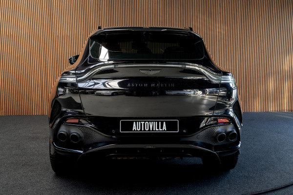 Aston Martin Dbx 4.0 V8 707 Carbon Keramisch Softclose Pano ACC PDC Keyless Entry & Go 360° Camera Stoelventilatie voor en achter Elektr. achterklep Memory seats Elektr. bedienbare trekhaak Navi Niveauregeling Stoelverwarming voor en achter 23 inch LM velgen Origineel NL auto