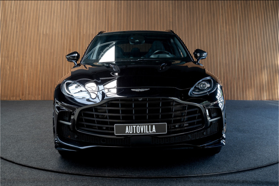 Aston Martin Dbx 4.0 V8 707 Carbon Keramisch Softclose Pano ACC PDC Keyless Entry & Go 360° Camera Stoelventilatie voor en achter Elektr. achterklep Memory seats Elektr. bedienbare trekhaak Navi Niveauregeling Stoelverwarming voor en achter 23 inch LM velgen Origineel NL auto