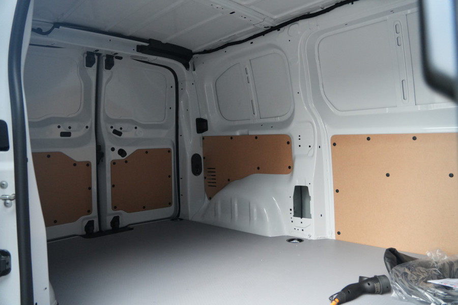 Toyota PROACE Electric Worker Comfort Standard Range Long L2 50 kWh 136pk - Camera - Stuurverwarming - Houten vloer - PDC - 100Kw DC laden - Rijklaar