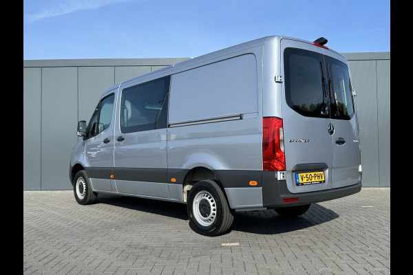 Mercedes-Benz Sprinter 317 CDI 9G-TRONIC / L2H1 / DUBBEL CABINE / RWD / 3.500 KG AHG / 2x SCHUIFDEUR / CAMERA / CRUISE / BLIND SPOT / CARPLAY
