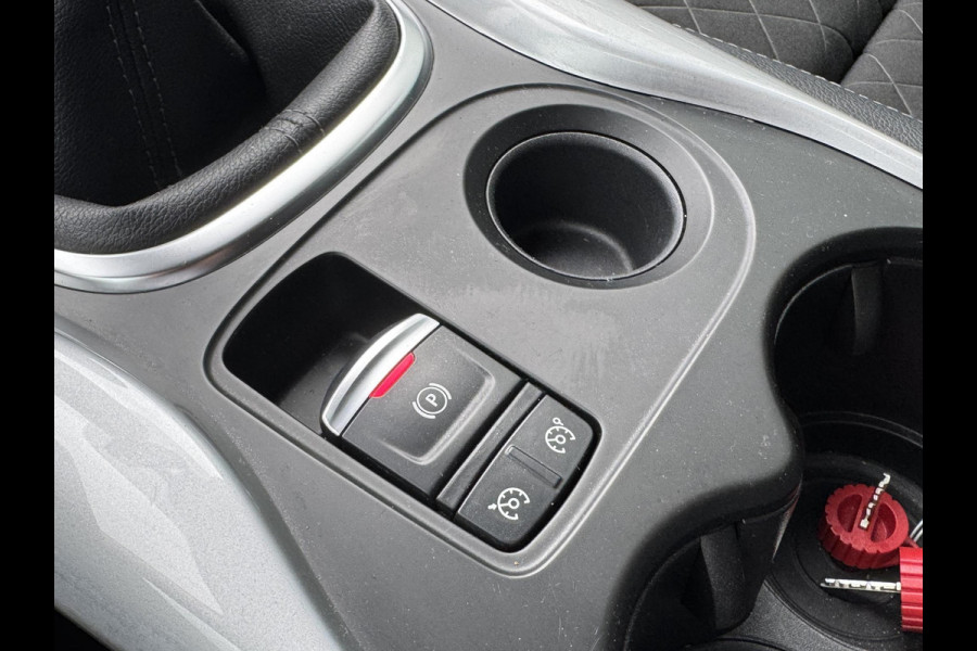 Renault Kadjar 1.3 TCe Intens | A-Camera | Trekhaak / 1500 kg | Cruise | Lane Assist |