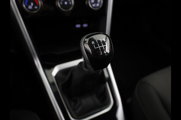Volkswagen T-Roc 1.0 TSI Life 110 pk | Navigatie via App | Parkeersensoren (Park assist) | Adaptieve cruise control | Apple carplay / Android auto | LED koplampen | Hill hold |