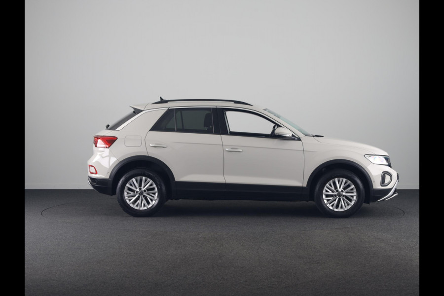 Volkswagen T-Roc 1.0 TSI Life 110 pk | Navigatie via App | Parkeersensoren (Park assist) | Adaptieve cruise control | Apple carplay / Android auto | LED koplampen | Hill hold |