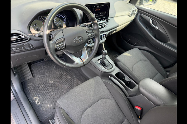 Hyundai i30 Wagon 1.5 T-GDi MHEV Premium | 1E EIGENAAR | 3/6/12MND GARANTIE | SCHUIFDAK | AUTOMAAT | LED | STOEL/STUUR VERWRM. | CARPLAY | DAB | NAVI | LANE | CAMERA |