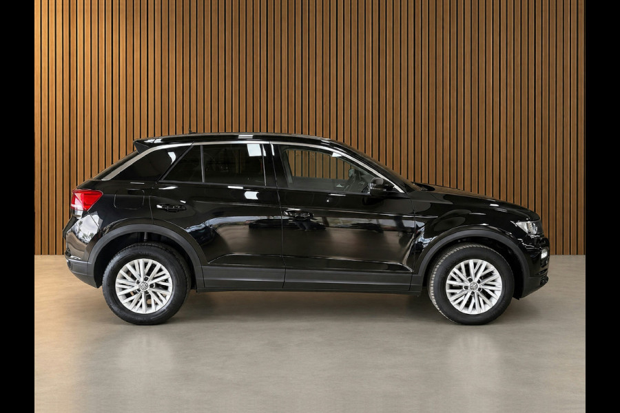 Volkswagen T-Roc 1.5 TSI Sport | Sensoren | Automaat | Stoelverwarming | Cruise