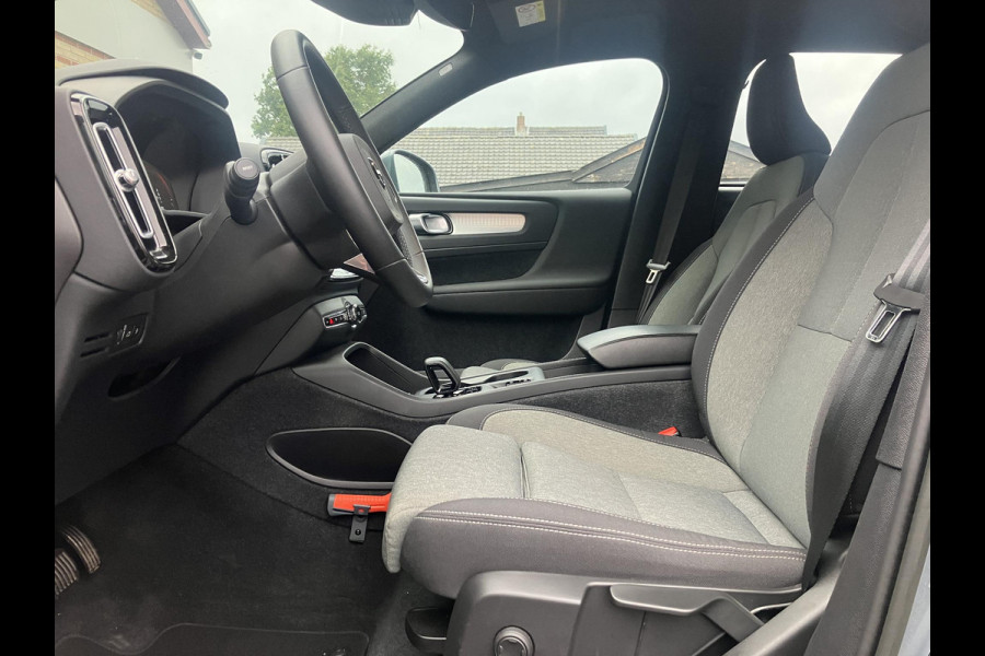 Volvo XC40 1.5 T4 Plug-in hybrid Core Bright | WinterPack | Camera | NAP