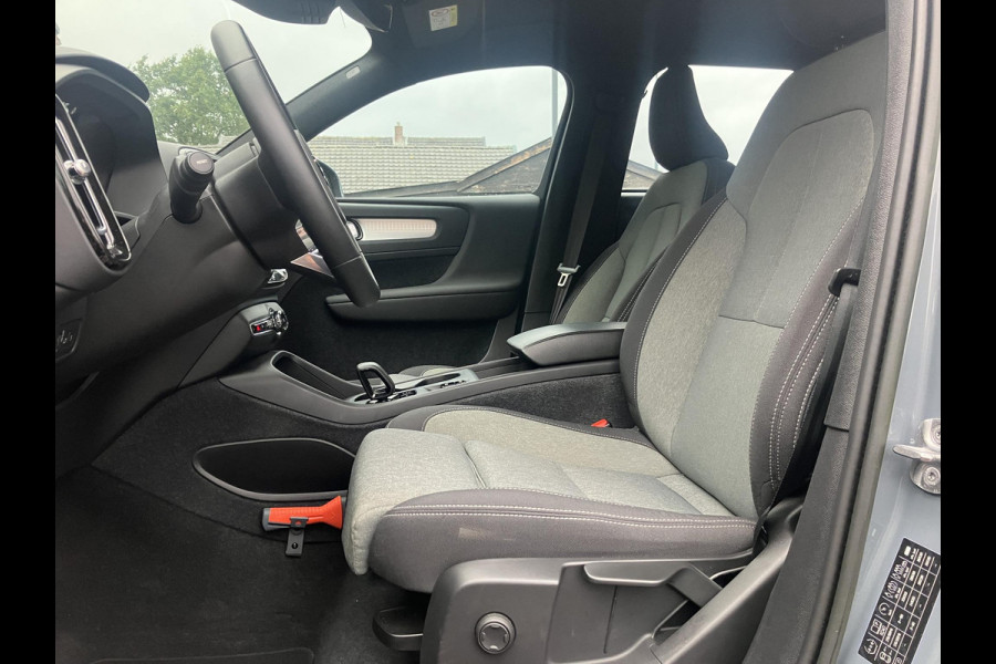 Volvo XC40 1.5 T4 Plug-in hybrid Core Bright | WinterPack | Camera | NAP