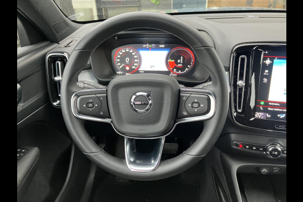 Volvo XC40 1.5 T4 Plug-in hybrid Core Bright | WinterPack | Camera | NAP
