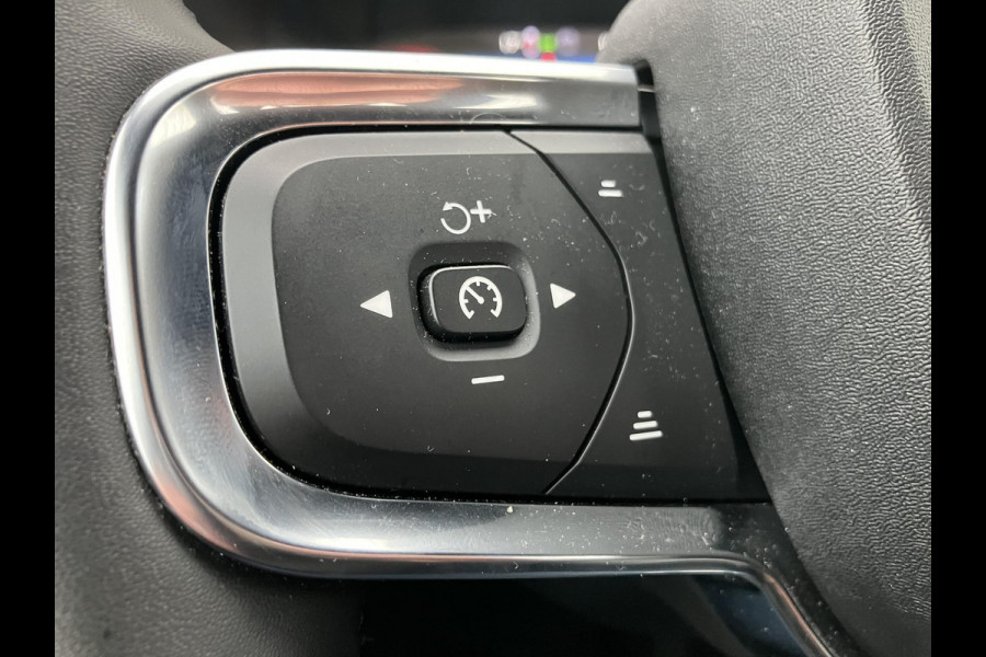 Volvo XC40 1.5 T4 Plug-in hybrid Core Bright | WinterPack | Camera | NAP