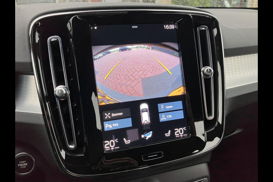 Volvo XC40 1.5 T4 Plug-in hybrid Core Bright | WinterPack | Camera | NAP
