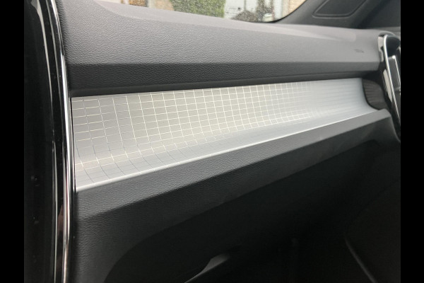 Volvo XC40 1.5 T4 Plug-in hybrid Core Bright | WinterPack | Camera | NAP