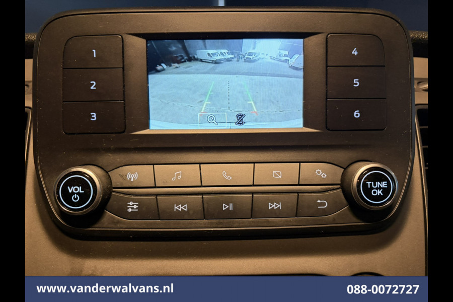 Ford Transit 2.0 TDCI 130pk L4H3 Euro6 Airco | Camera | Cruisecontrol | Verwarmde voorruit | Parkeersensoren, Bijrijdersbank