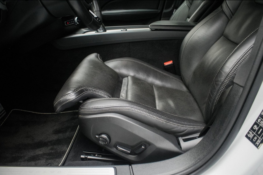Volvo S60 2.0 B3 R-Design Black Pack NL-auto [ Massage Stoelkoeling/verwarming Harman-Kardon Nappa Memory Pilot Assist DAB ]