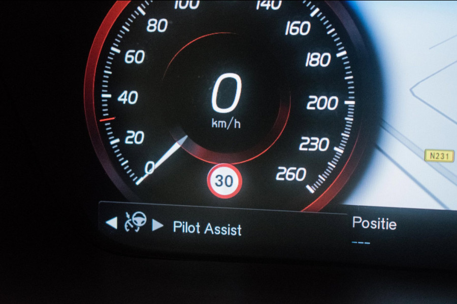 Volvo S60 2.0 B3 R-Design Black Pack NL-auto [ Massage Stoelkoeling/verwarming Harman-Kardon Nappa Memory Pilot Assist DAB ]