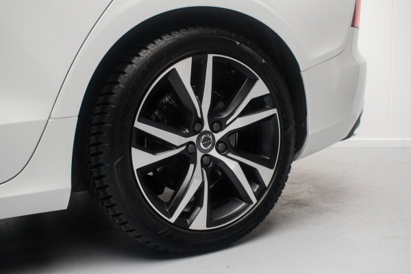 Volvo S60 2.0 B3 R-Design Black Pack NL-auto [ Massage Stoelkoeling/verwarming Harman-Kardon Nappa Memory Pilot Assist DAB ]