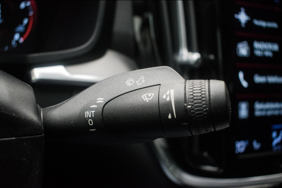 Volvo S60 2.0 B3 R-Design Black Pack NL-auto [ Massage Stoelkoeling/verwarming Harman-Kardon Nappa Memory Pilot Assist DAB ]