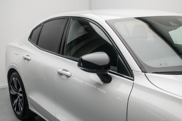 Volvo S60 2.0 B3 R-Design Black Pack NL-auto [ Massage Stoelkoeling/verwarming Harman-Kardon Nappa Memory Pilot Assist DAB ]